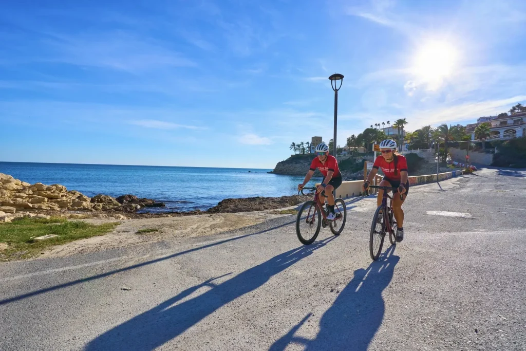 7 fietsroutes vanaf Climia Benidorm Plaza om de Costa Blanca op twee wielen te ontdekken - Climia Hotels