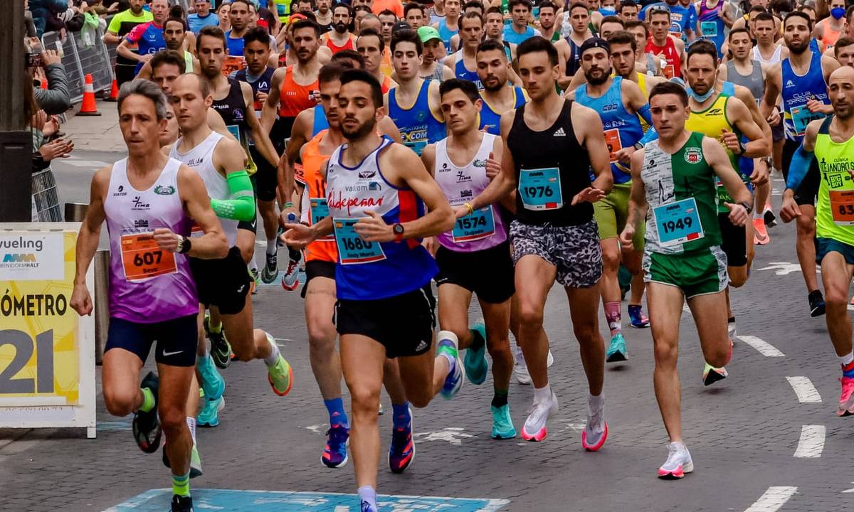 La ciudad que nunca se detiene corre su gran día: Half Benidorm 2025 - Climia Hotels