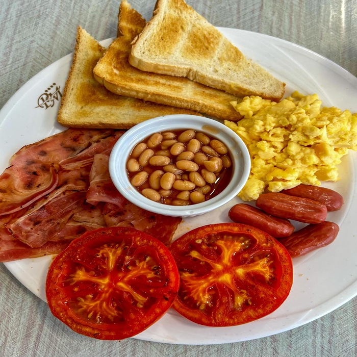 RESTAURANTE NARIXA DESAYUNO BUFFET 2