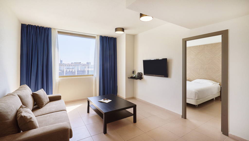 Apartamentos Hesperia Barcelona Sant Joan - Hesperia Hoteles