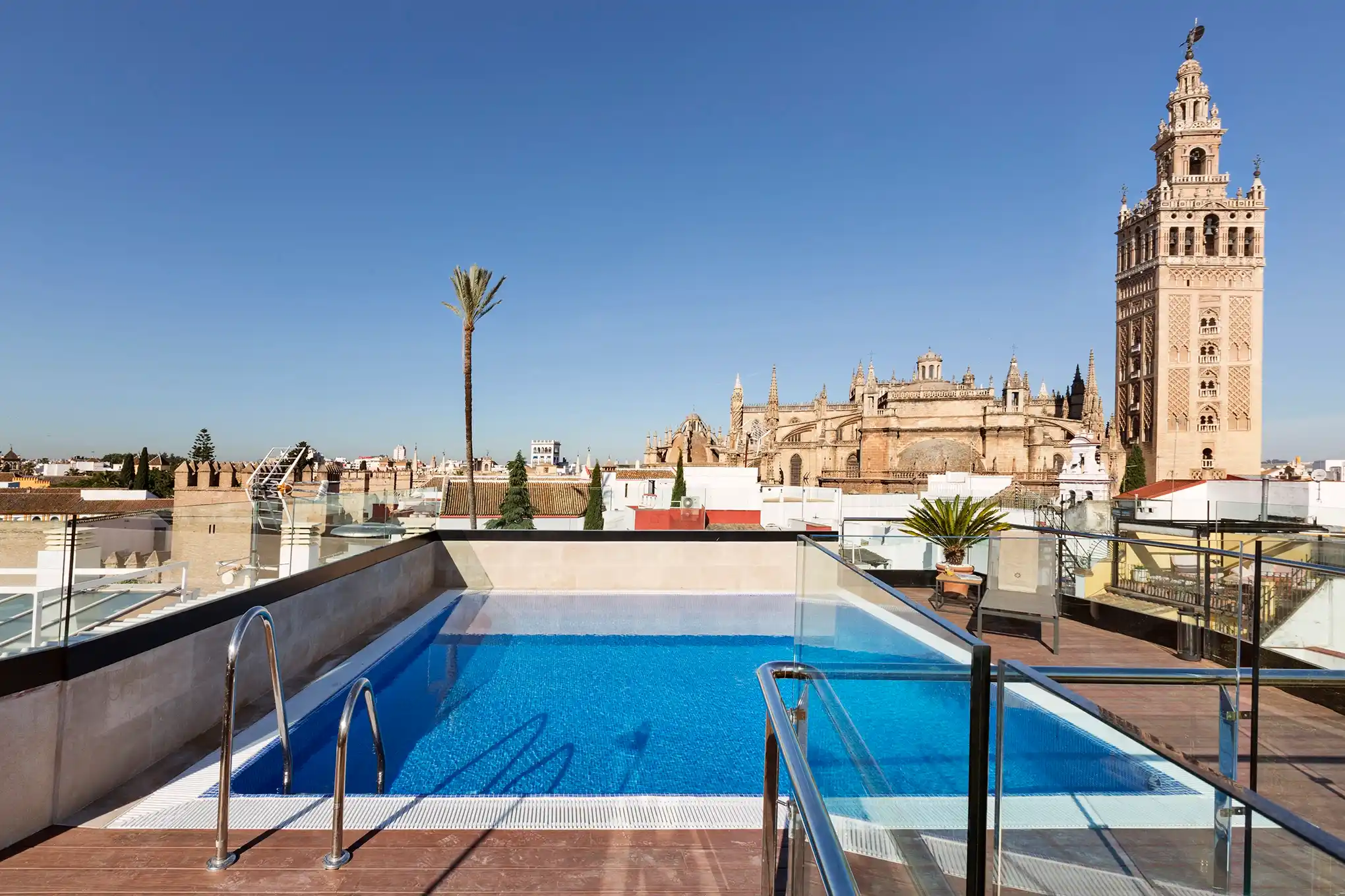 Day Pass Piscina en  Sevilla - Hotel Casa 1800