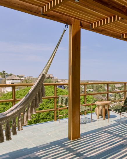 - Punta Nayaá