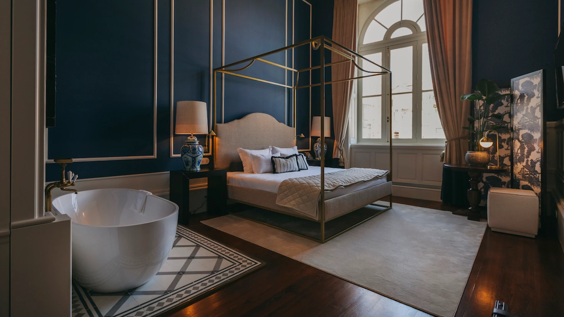 Torel 1884 Suites & Apartments — 4050-417 Porto