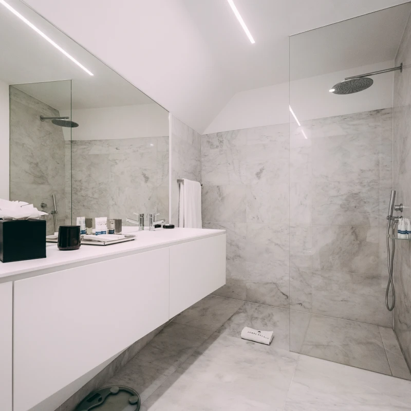 slide_twopenthouse_1_1x