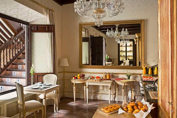 Condiciones generales de contrataci&oacute;n - Hotel Casa 1800 Granada