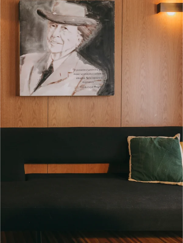 Frank Lloyd Wright - Torel Avantgarde