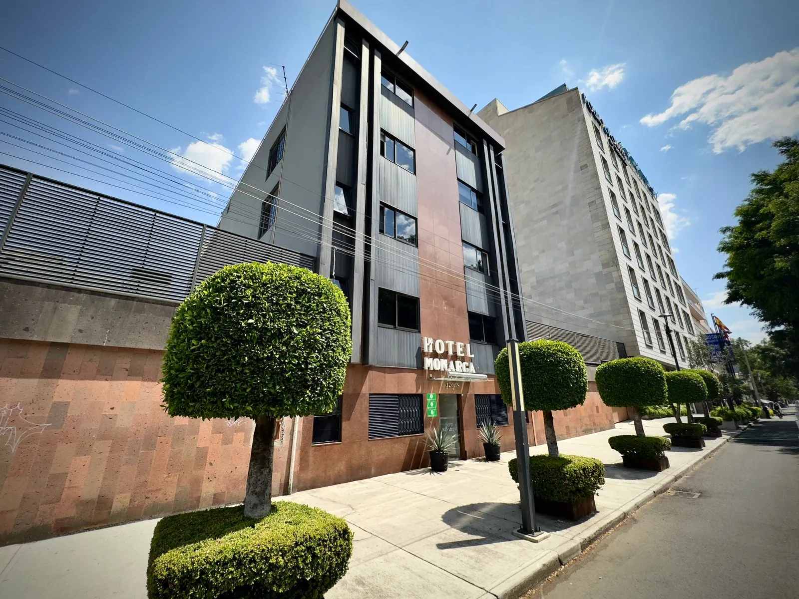 Hotel Monarca