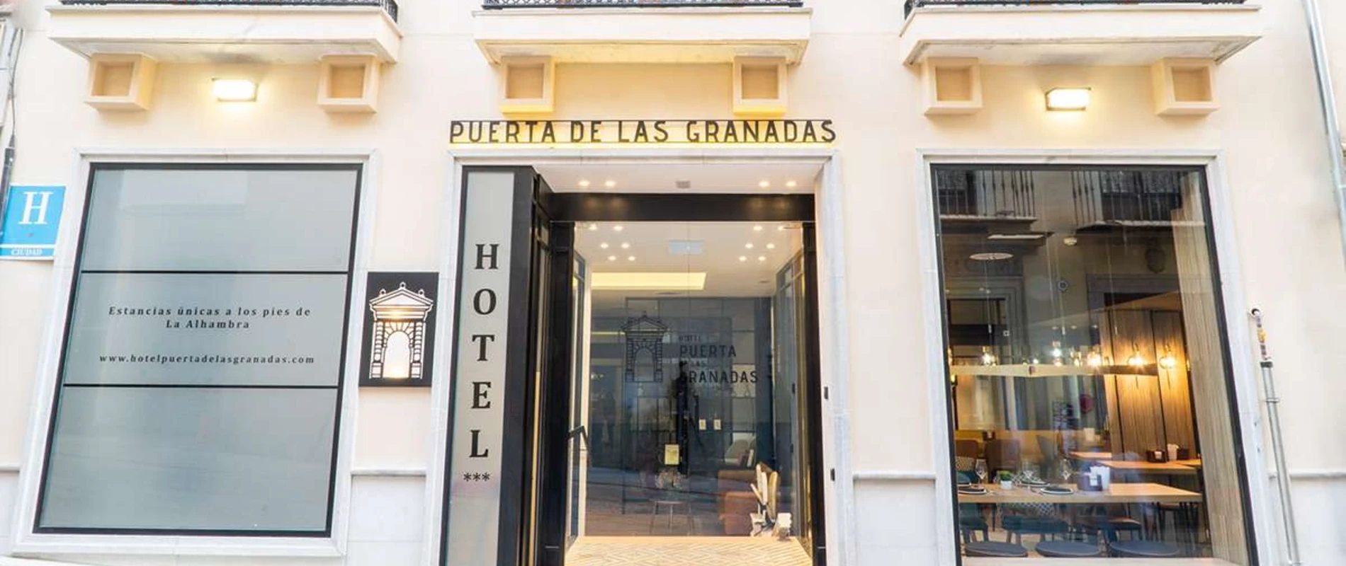 H&ocirc;tel en 3D - Hotel Puerta de las Granadas