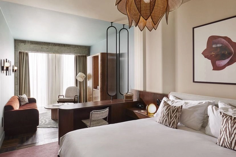 Prestige Room