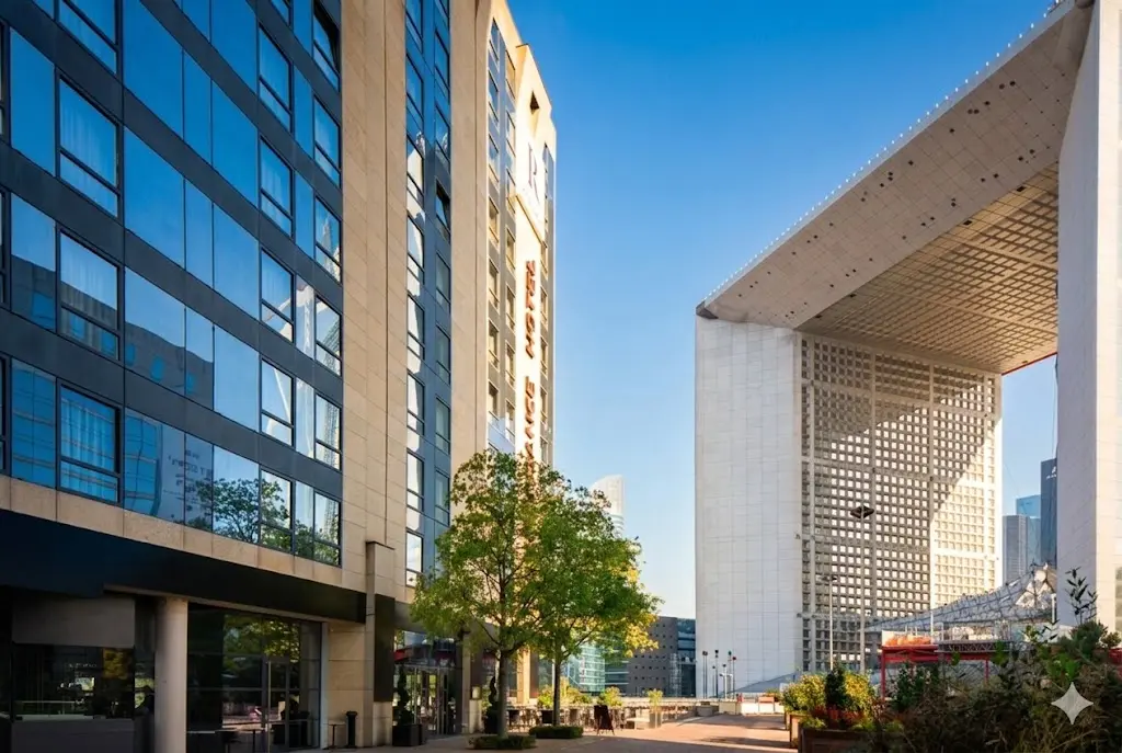 Paris La Defense Grand Hotel 1