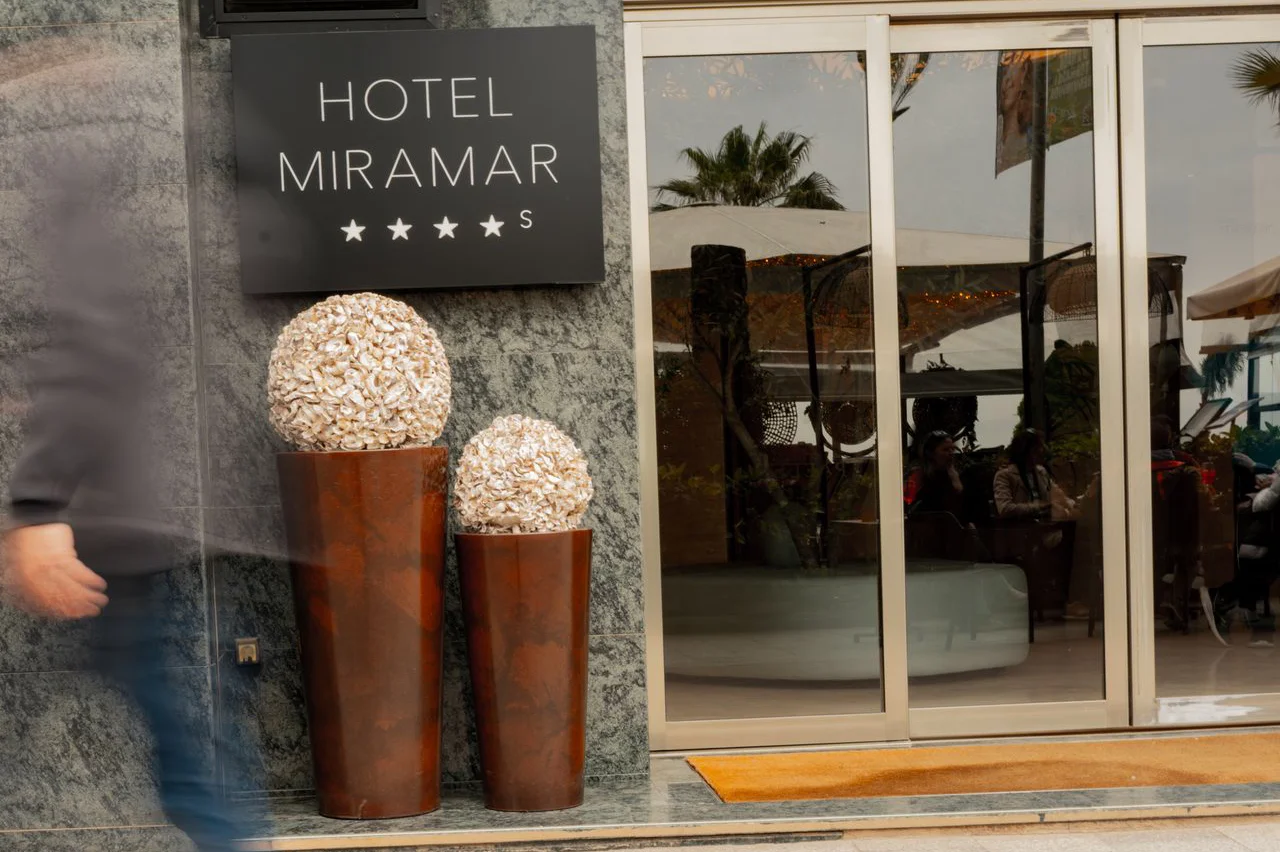 Entrada del Hotel Miramar en Lloret de Mar