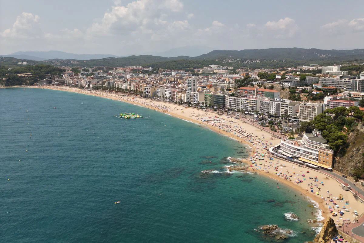Vista a&eacute;rea de la bah&iacute;a de Lloret de Mar