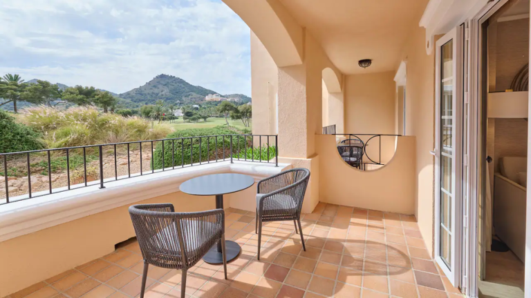 2 Twin Beds, Golf View ,Grand Terrace with Grand Club Access - La Manga Club
