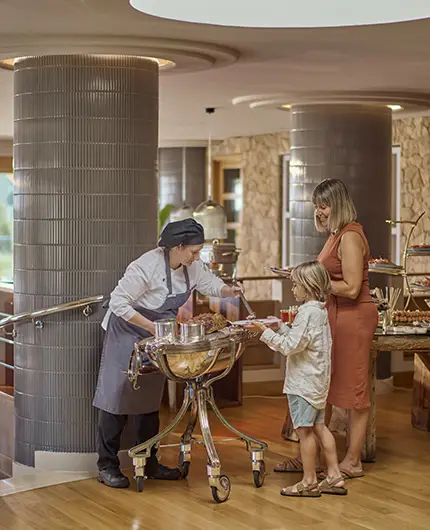 Offers: Spa y Almuerzo en 37 Spikes &#038; Sports Bar - La Manga Club