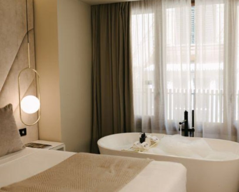 Nivia Born Boutique Hotel - Garden Hotels
