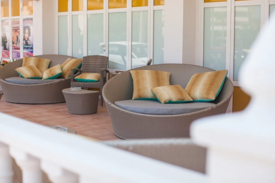 Hostal Los Pinos - Garden Hotels