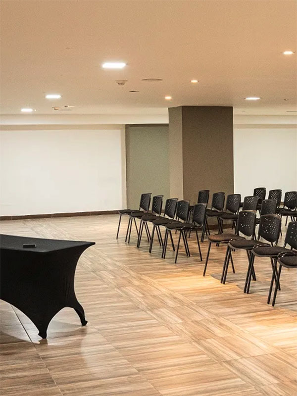 Hotel Azor - EM Hotels