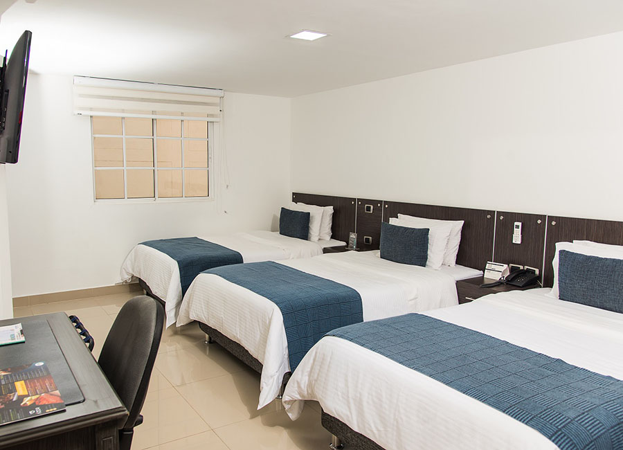 Hotel Azor - EM Hotels