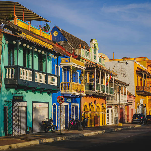 EM Hotels - EM Hotels