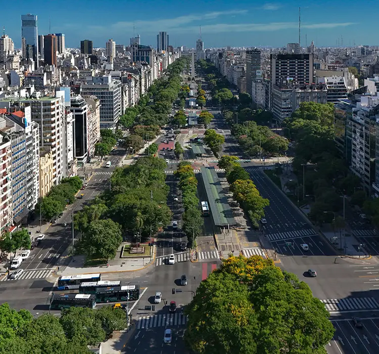 EM Hotels - EM Hotels