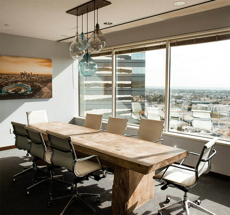 EM Hotels - EM Hotels