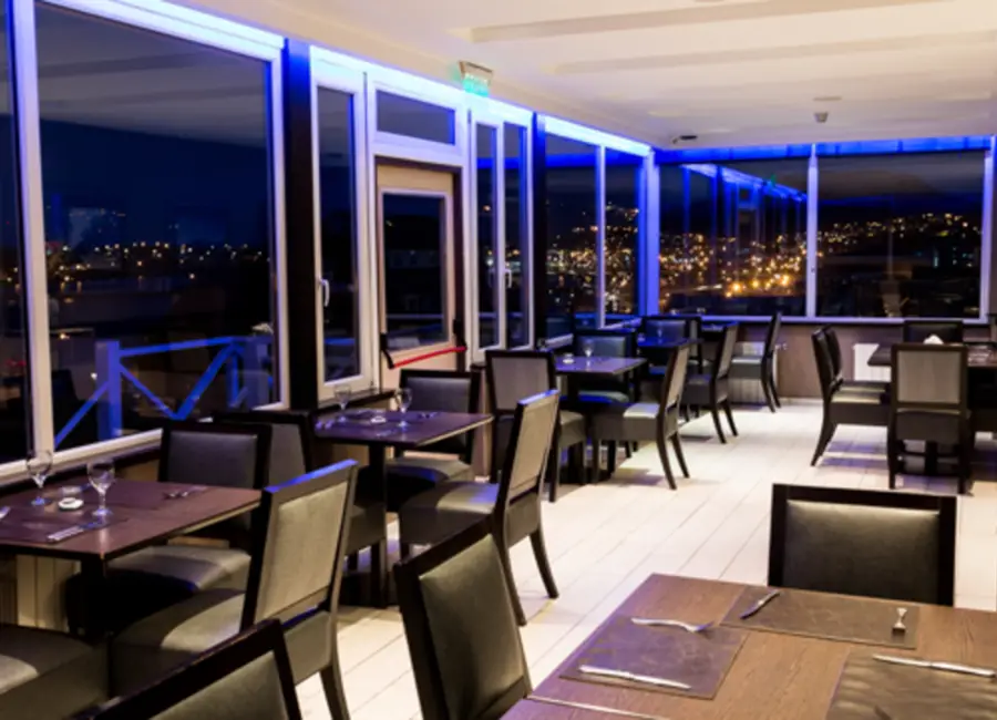 Lennox Ushuaia - EM Hotels