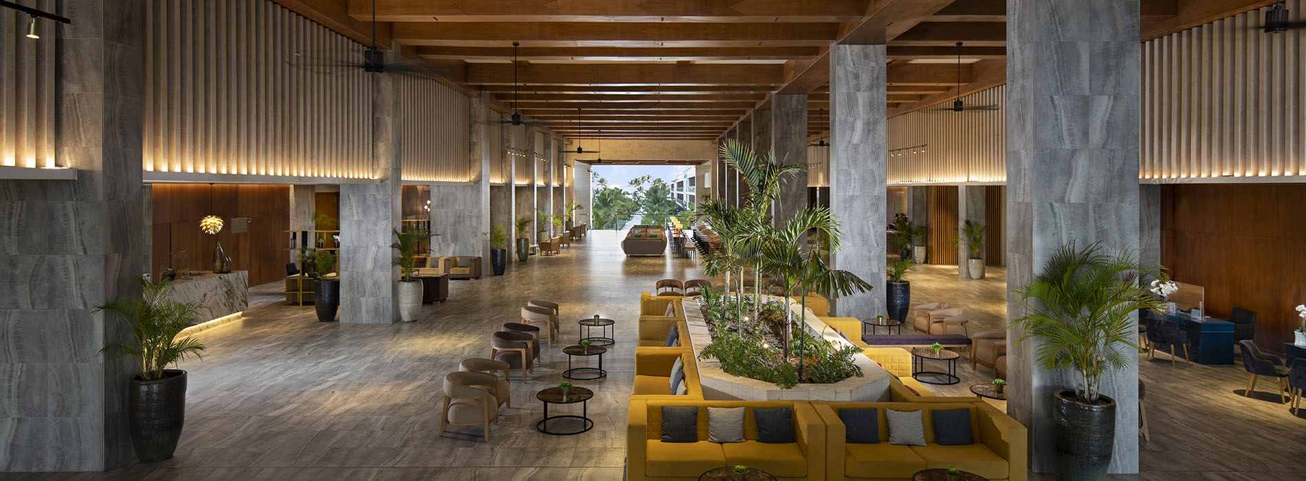 Hotel Serenade Punta Cana - EM Hotels