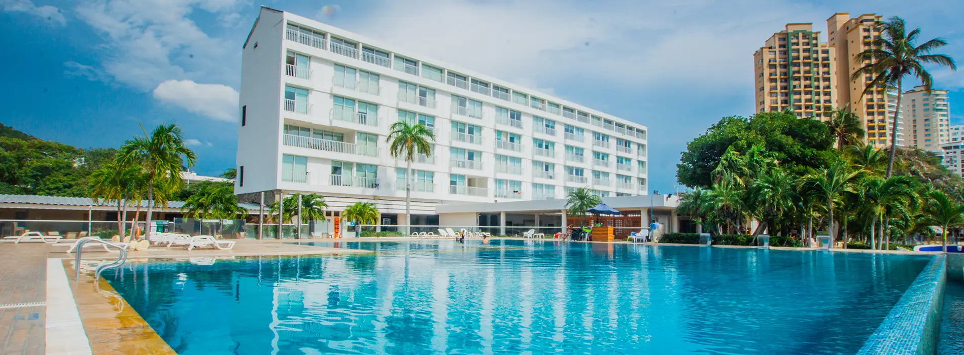 Tamaca Beach Resort - EM Hotels