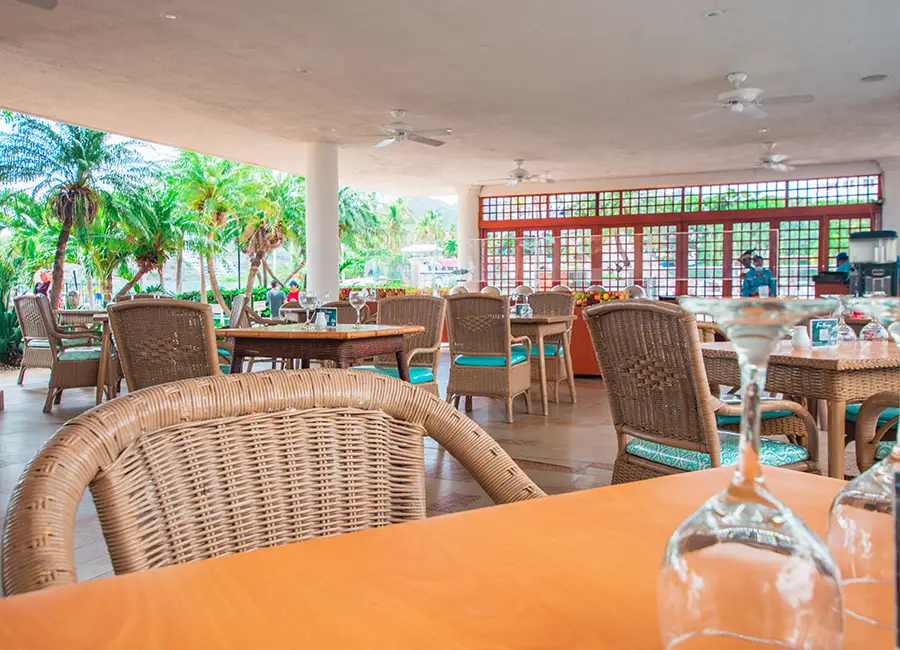 Tamaca Beach Resort - EM Hotels