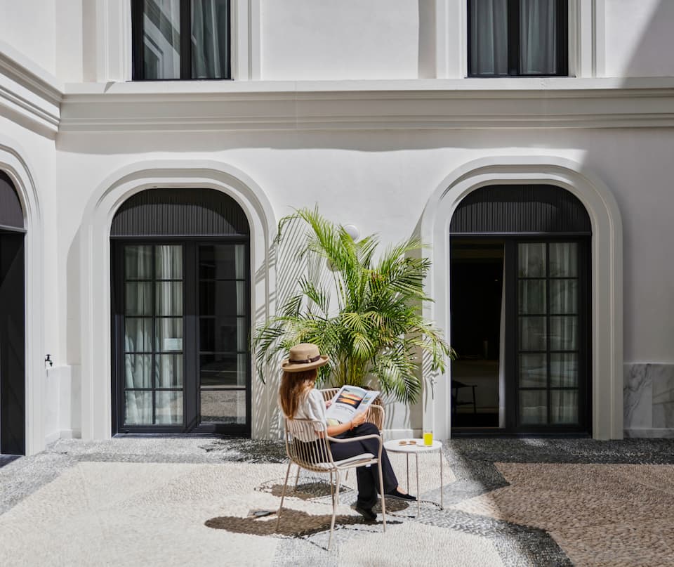 Services - Hotel Bécquer