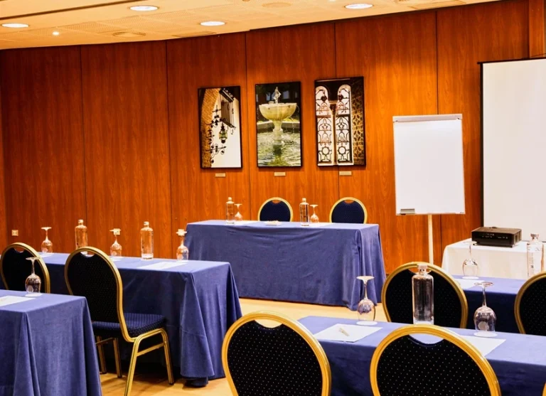 Salas de reuniones - Hotel B&eacute;cquer