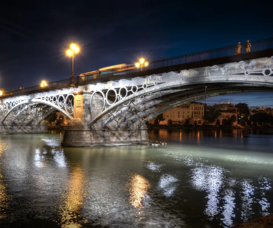 Descubre Sevilla - Hotel Bécquer