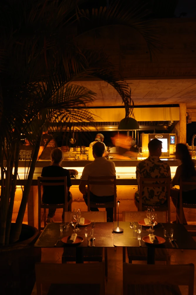 Glou Glou Wine Bar - Hotel Casa To