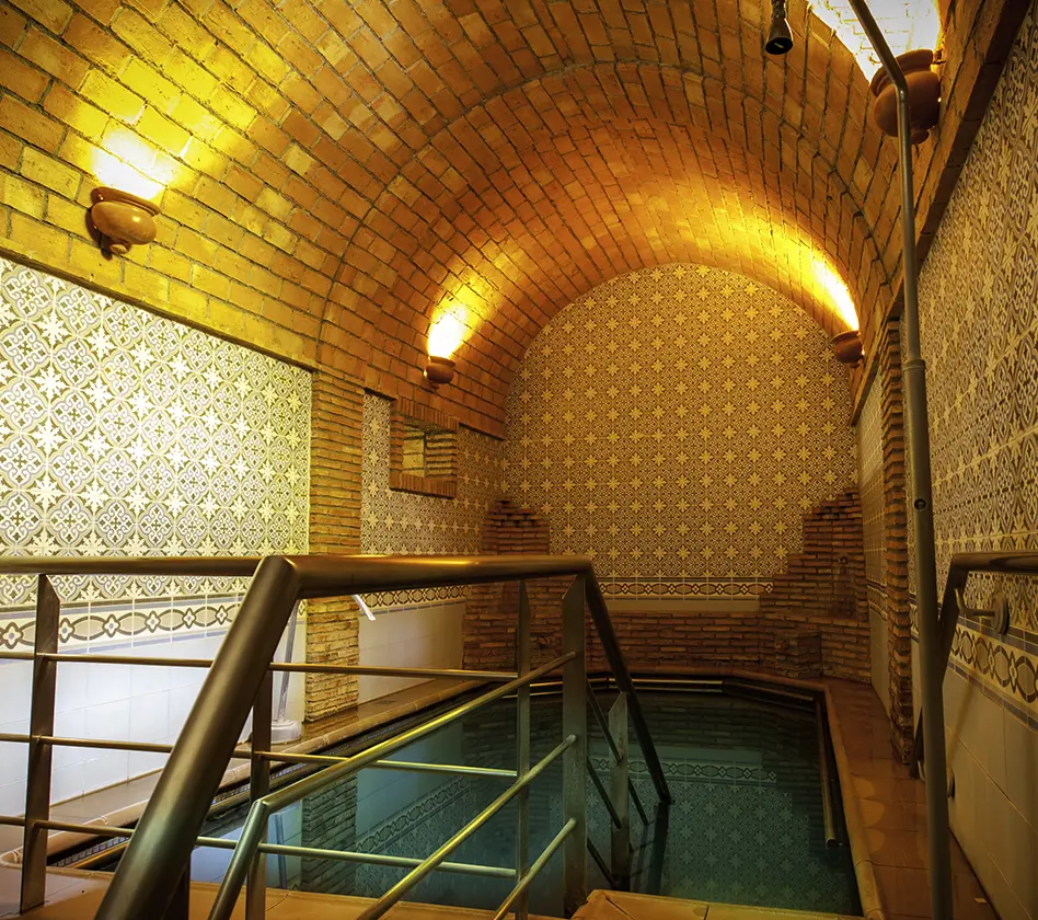 Thermal water pool