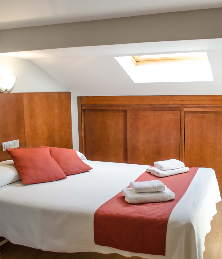 Hotel Jaqués en Jaca, Huesca