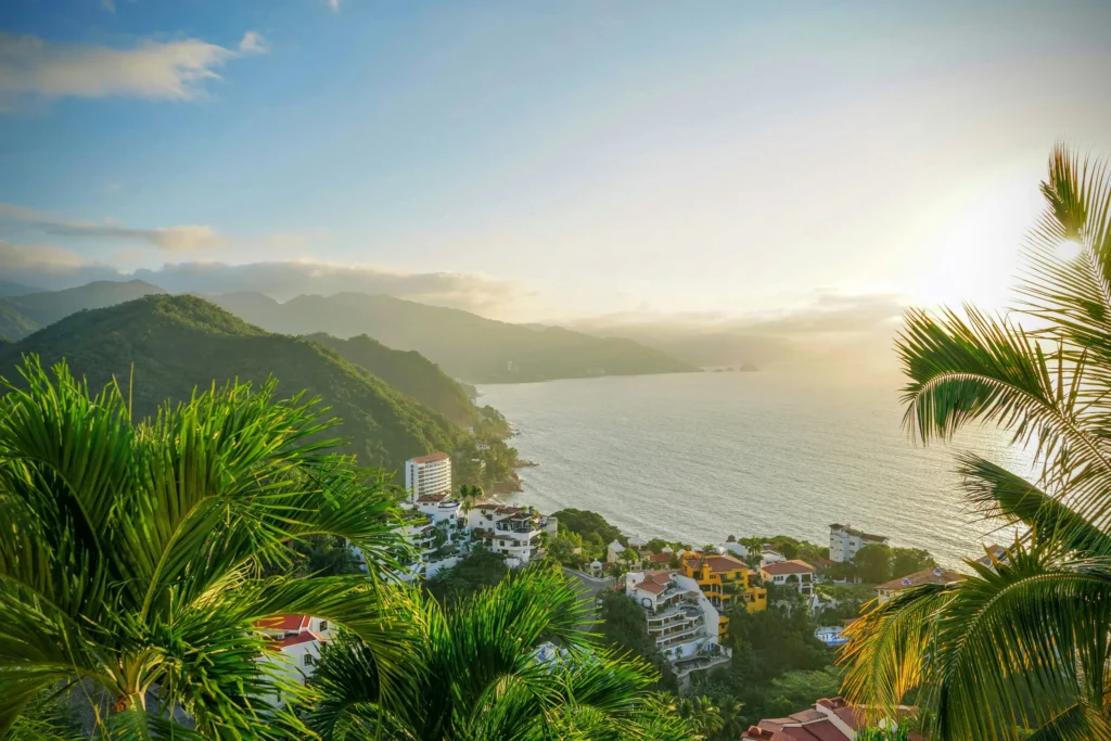 Playa de Los Muertos - Delfin Puerto Vallarta Beach Resort