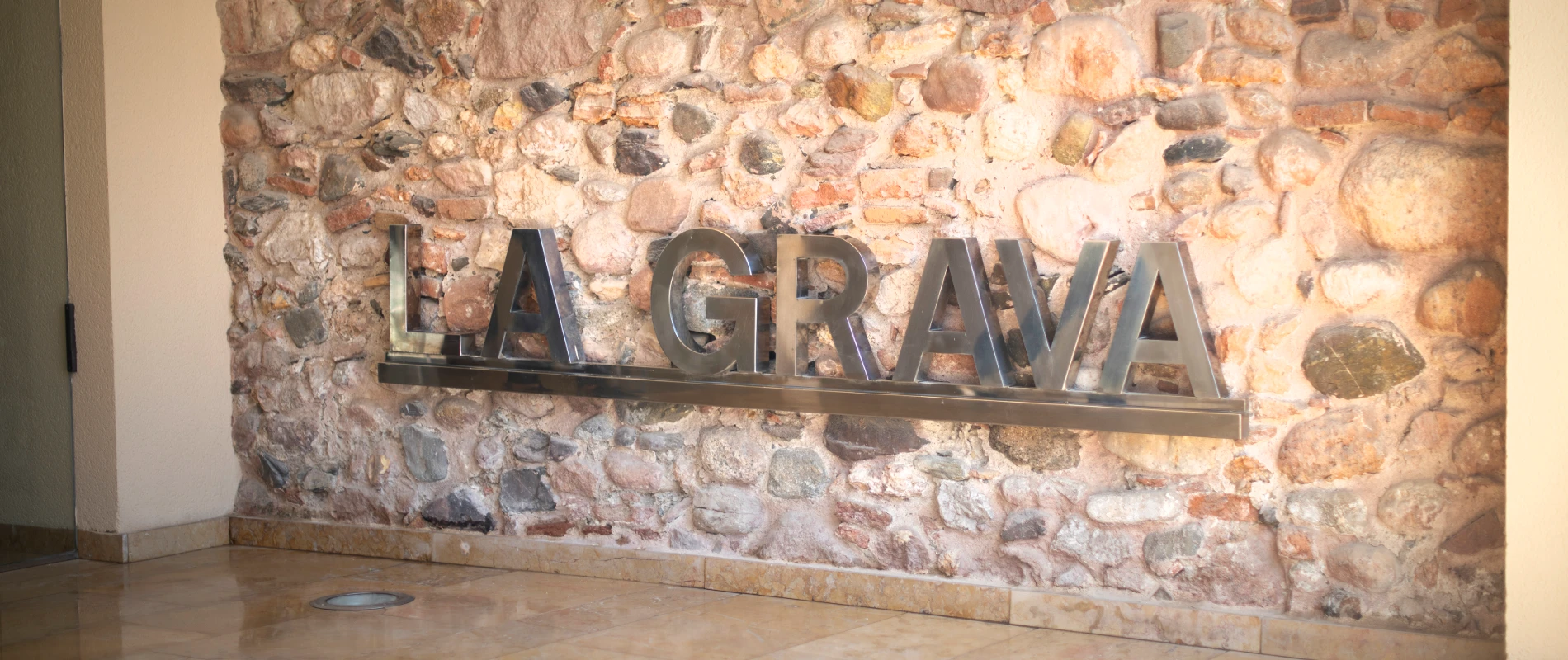 Corporate - Hotel La Grava en El Morell, Tarragona | Web Oficial