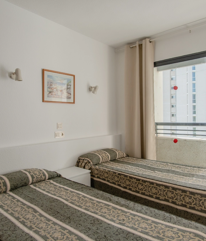 Habitación con dos camas individuales