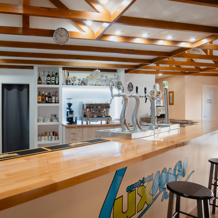 Bar recepción del hotel