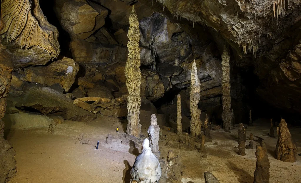 Ojo Guare&ntilde;a, una de las cuevas m&aacute;s grandes del mundo - Spirit Hotels&amp;Apartments