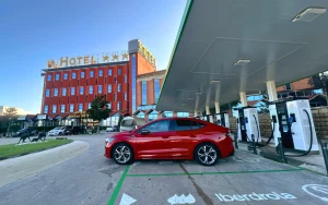 Electrolinera, parking eléctrico, punto de recarga de vehículos, coches eléctricos, carga rápida coches, burgos, parking gratuito Electrolinera, parking eléctrico, punto de recarga de vehículos, coches eléctricos, carga rápida coches, burgos, parking gratuito