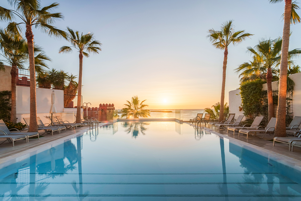 Despertar en Benalmádena cambia tu forma de ver Málaga - Spirit Hotels&amp;Apartments