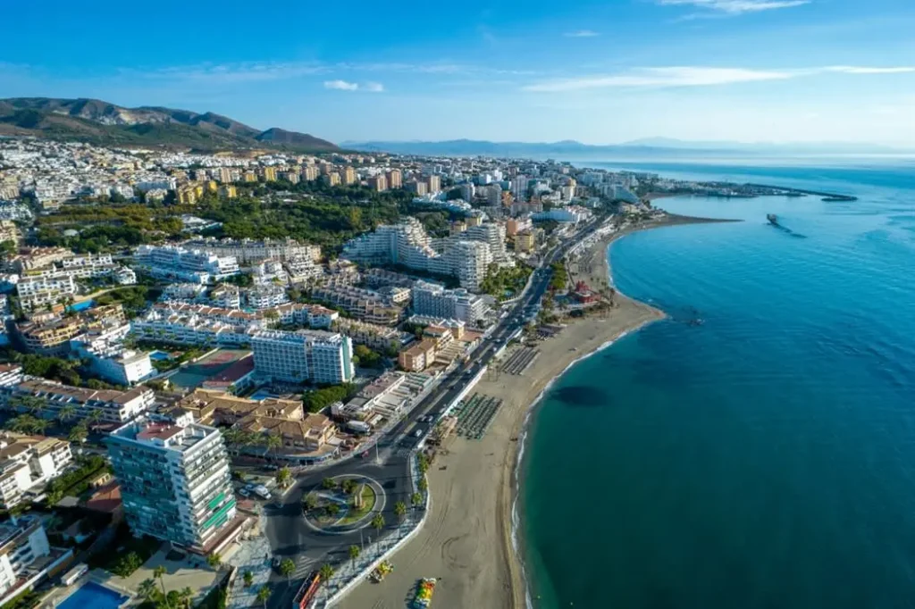 BEACH OF EL ARROYO IN BENALM&Aacute;DENA