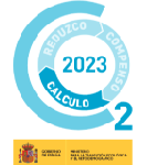 Círculo azul con texto: "Reduzco, Compenso, Cálculo CO2 2023", logo del Gobierno de España.