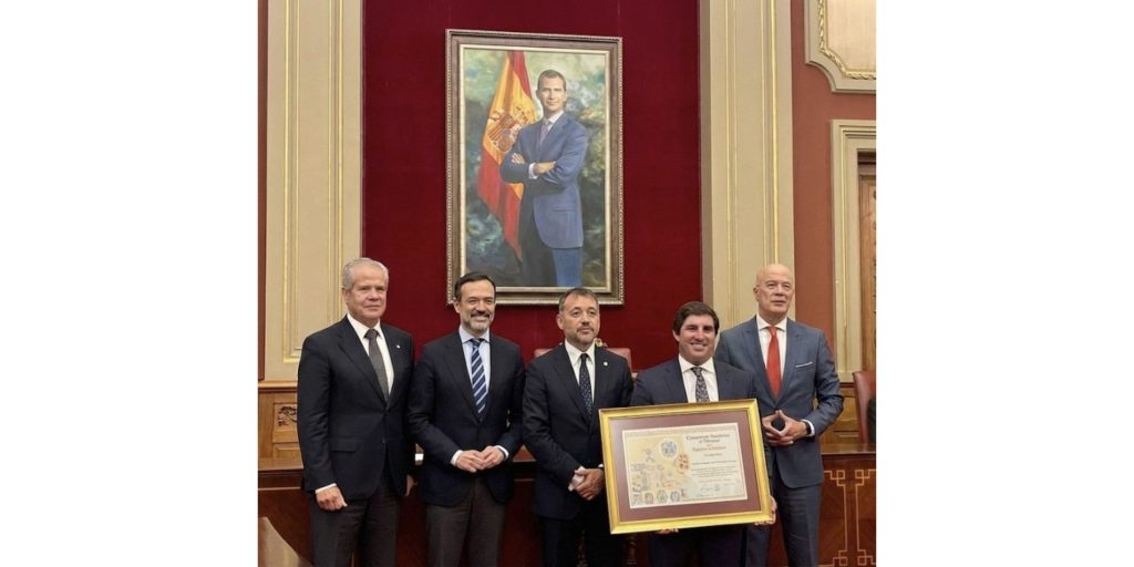 Hoteles Rever&oacute;n recoge el premio Amables del Turismo por el CIT 2025