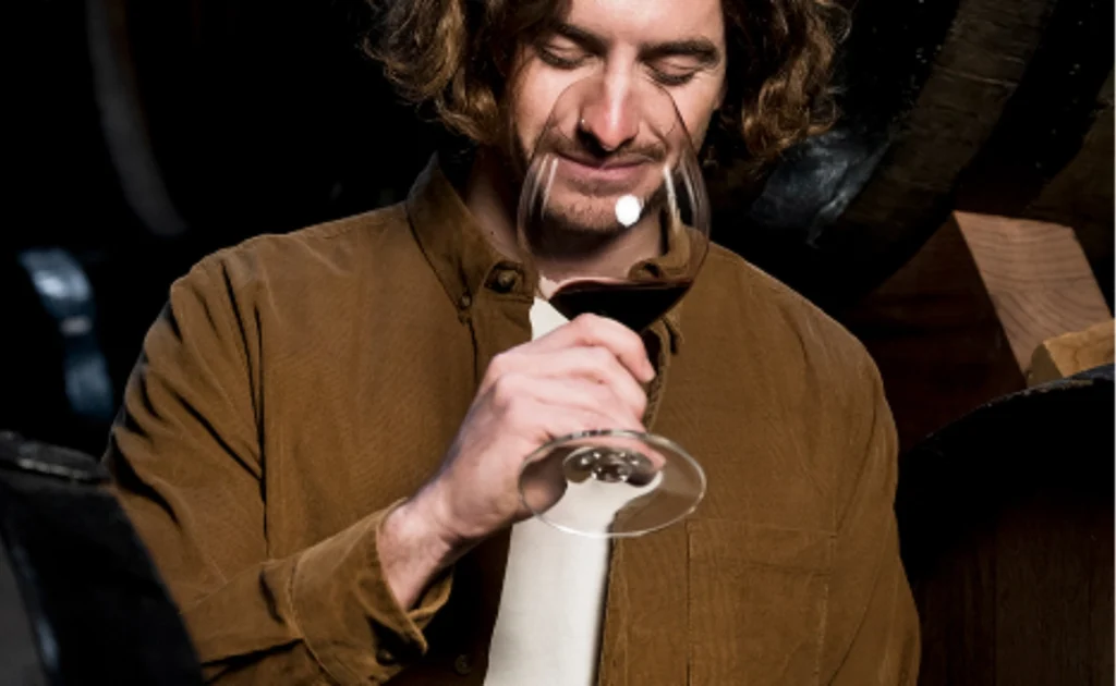 Experiencias y Servicios - Reveron Plaza