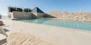 Amaneceres sobre la bah&iacute;a: nuestro rooftop m&aacute;s exclusivo. - Reveron Plaza