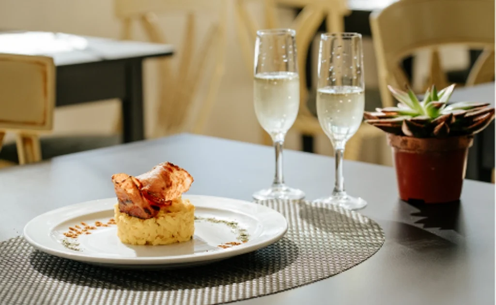 Desayuno - Reveron Plaza