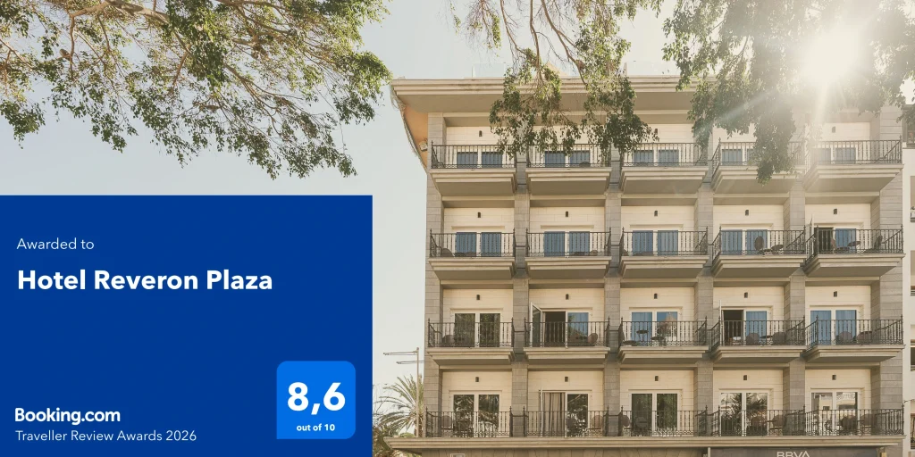 traveller review awards 2026 rever&oacute;n plaza