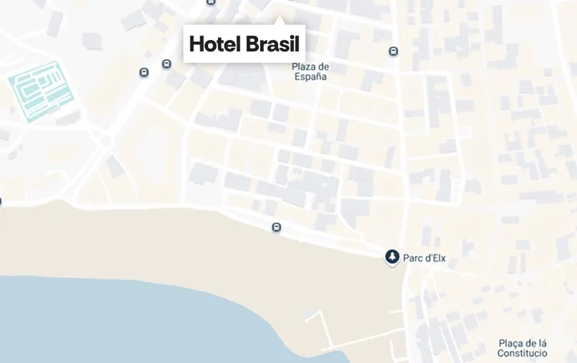 Mapa mostrando el Hotel Brasil cerca de la playa y el Parc d'Elx.